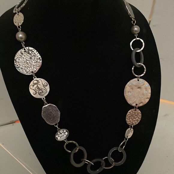 RETIRED 37” Premier Designs Limited Edition Freestyle” silver tone necklace - Picture 5 of 13